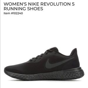 BNWT Womens Nike Revolution 5 Running Shoes